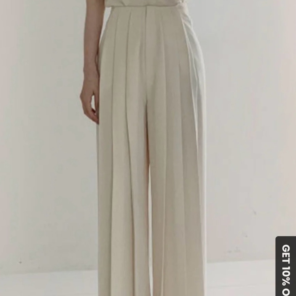 Commense Cream High-Waist Trousers